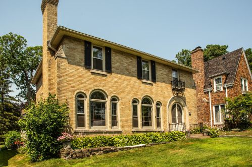 139 86, Milwaukee WI 53214-4356 exterior