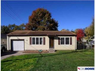 7616 39th Ave, Bellevue, NE 68147-1825