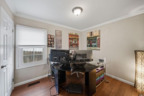 266 Hillcrest Ave, Benicia CA  94510-2225 exterior