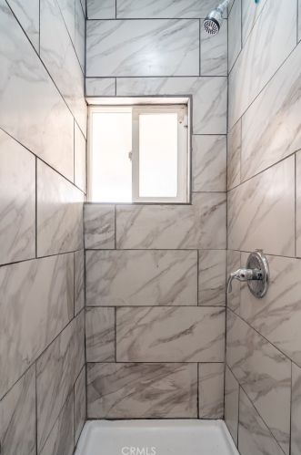 691 Date Ave, Rialto CA  92376-7006 exterior