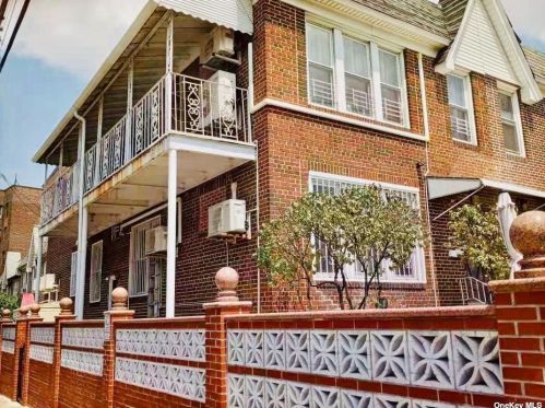 39-29 50th Ave, Long Island City, NY 11104-5709