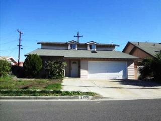 21508 Ronan Ave, Long Beach, CA 90745-2030