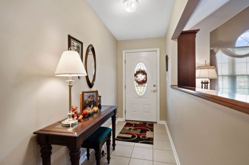 132 Rana Ln, Gibsonia, PA 15044-5303