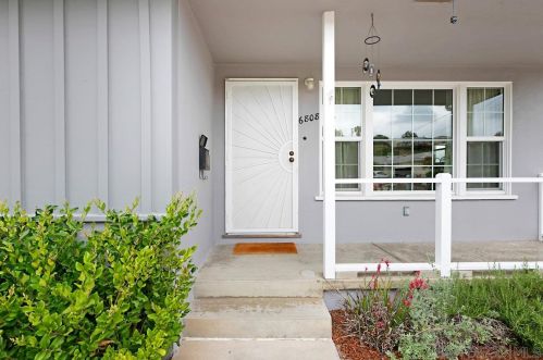 6808 Estrella Ave, San Diego, CA 92120-1013