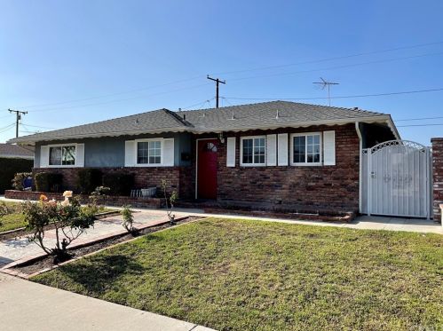 7469 Santa Domingo Way, Buena Park, CA 90620-3118
