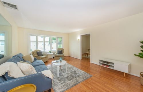 100 Cedarhurst Ave, West Paterson NJ  07424-3005 exterior