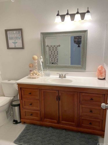 860 Plumwood St, Colton CA  92324-4523 exterior