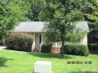 107 Anna Ct, Dallas, NC 28034-7752