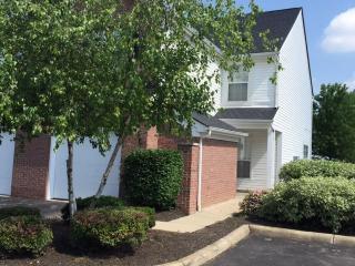 5836 Albany Grv, Westerville, OH 43081-8640
