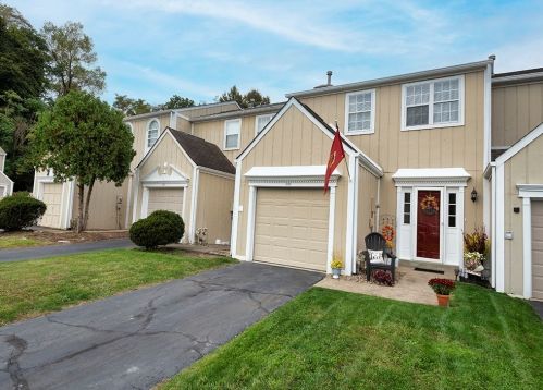 305 Canterbury Ct, Oakmont PA  15139-1177 exterior