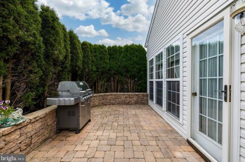 754 Twining Way, Collegeville PA  19426-4154 exterior