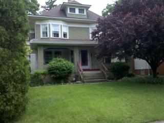 10226 Clifton Blvd, Cleveland OH  44102-1641 exterior