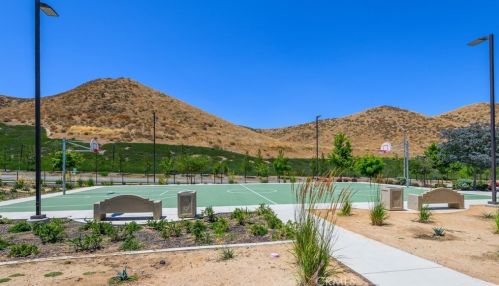 34337 Heather Ridge Ct, Lake Elsinore CA  92532-2924 exterior