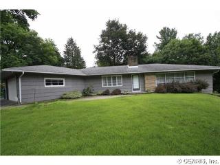 1035 Fairport Rd, Fairport, NY 14450-1218