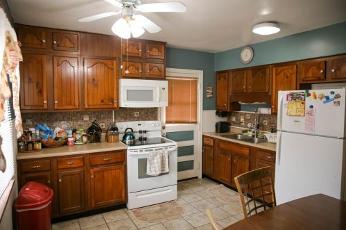 4365 Cappel Dr, Cincinnati, OH 45205-2023