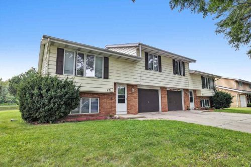 397 Kelly Jo Dr, Green Bay, WI 54303-4523