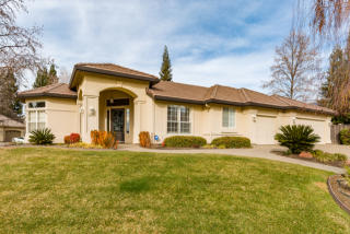 201 Prescott Ct, Roseville, CA 95746-7137