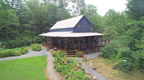 1447 Cedar Creek Farm Rd, Tuckasegee, NC 28783-8742