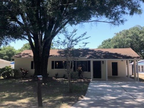 18620 Walker Rd, Lutz, FL 33549-3911