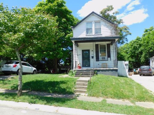 1667 Dewey Ave, Cincinnati, OH 45205-1023
