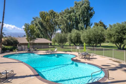 49131 Washington St, La Quinta CA  92253-2214 exterior