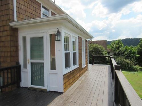 500 Robinson St, East Brady, PA 16028-1230