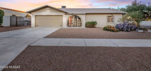 1458 Olympic Club Dr, Tucson AZ  85710-7250 exterior