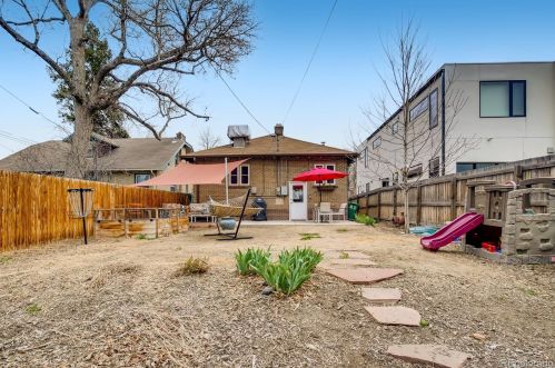 1555 Jackson St, Denver CO 80206-1921 exterior