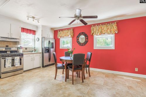 115 Hook Ave, Cayce-West Columbia SC 29169-5333 exterior