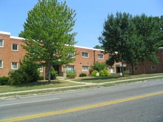 2689 Noble Rd, Cleveland OH  44121-2173 exterior