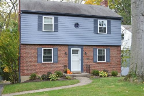 6504 Crestridge Cir, Cincinnati, OH 45213-1052