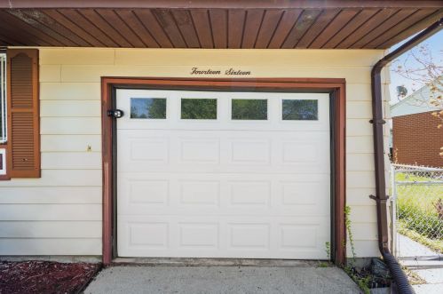 1416 Dodge Ave, Mishawaka IN  46544-5546 exterior