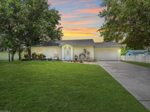5341 30th St, Lehigh Acres, FL 33973-6624