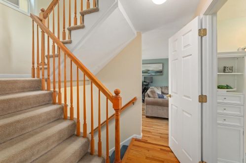 17 Meetinghouse Rd, Keene NH  03431-2065 exterior