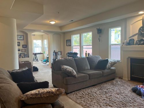 243 Alves Ln, Greenfield, CA 93927-5364