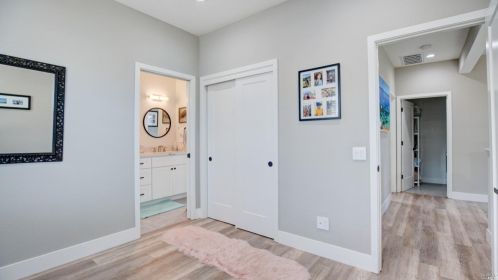 2133 Vintage Cir, Santa Rosa CA  95404-1350 exterior