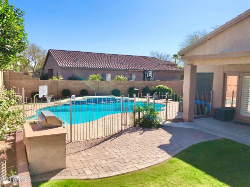 345 Date Palm Dr, Gilbert AZ  85234-6186 exterior