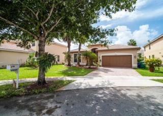 17894 35th St, Hollywood, FL 33029-1673