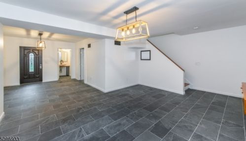 52 Clark St, Glen Ridge NJ  07028-2208 exterior