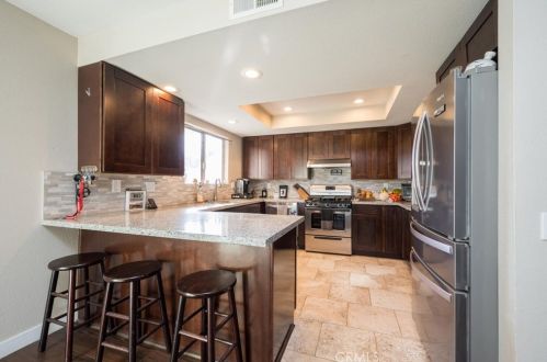 122 Valley View Dr, Santa Maria CA  93455-5540 exterior