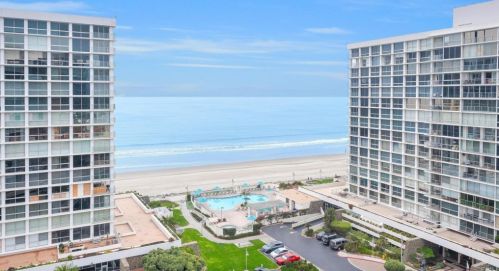 1750 Avenida Del Mundo, San Diego CA 92118-3051 exterior