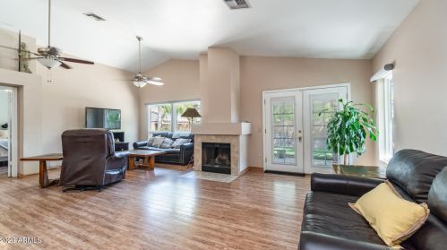 2588 Highland Ct, Chandler, AZ 85224-7830