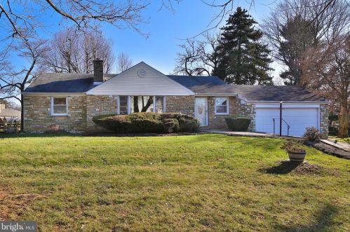 885 Davisville Rd, Southampton, PA 18966-3246