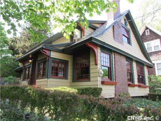 216 Robineau Rd, Syracuse, NY 13207-1646