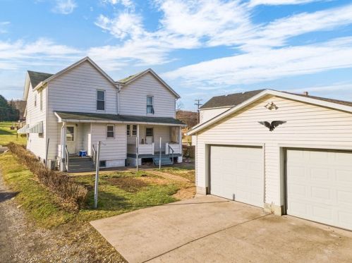 2217 2nd Ave, Beaver Falls, PA 15010