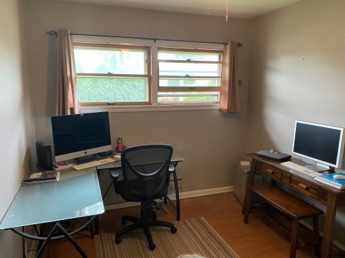 6209 Kinnickinnic Riv Pkwy, Milwaukee WI 53219-3011 exterior