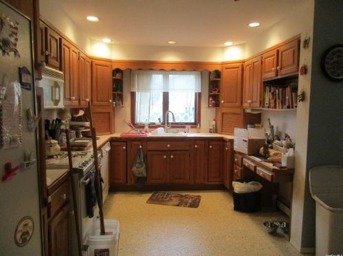 333 2nd St, Elwood NY  11731-2909 exterior