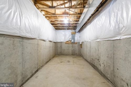 6 Nicole Ct, Swedesboro NJ  08085-3448 exterior