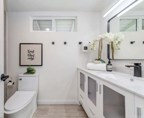 2017 Las Lanas Ln, Fullerton CA  92833-1706 exterior