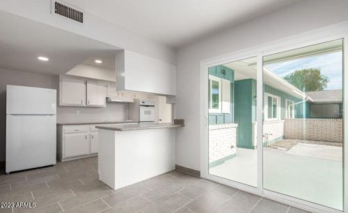 10636 Roundelay Cir, Sun City AZ  85351-2109 exterior
